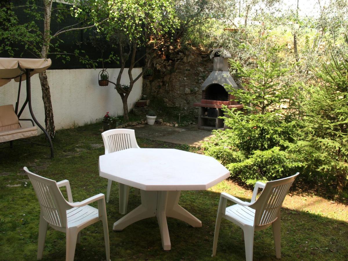 Apartment Evergreen Pula Exterior photo